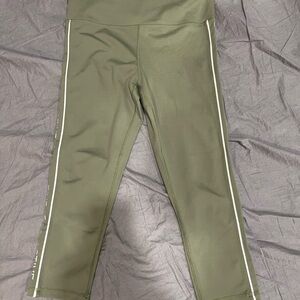 ZYIA Olive Logo Light N Tight Crop Leggings